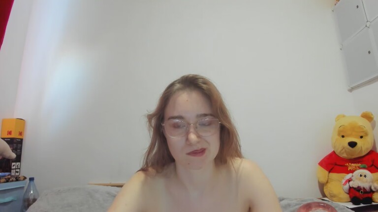 VIYOLEET's Streamate show and profile