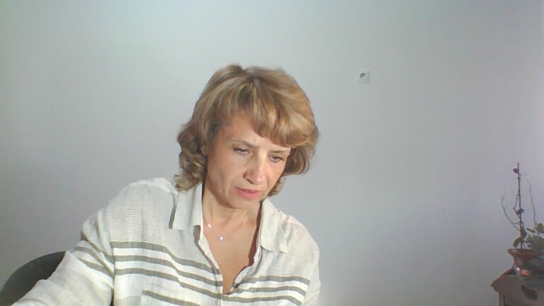 SimplyEnchanting's Streamate show and profile