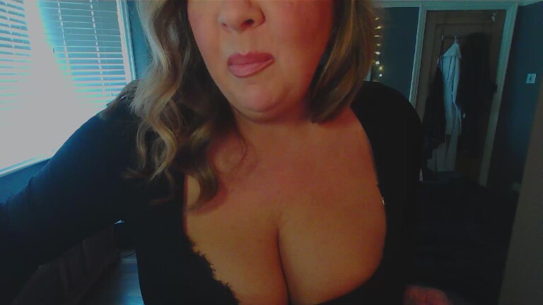 OrlaOnline's Streamate show and profile