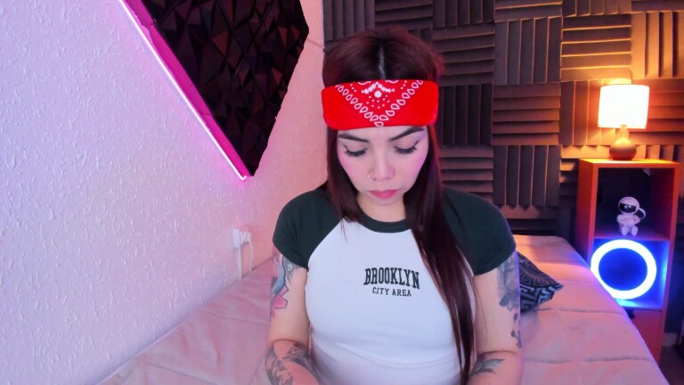 KendallSummer's Streamate show and profile