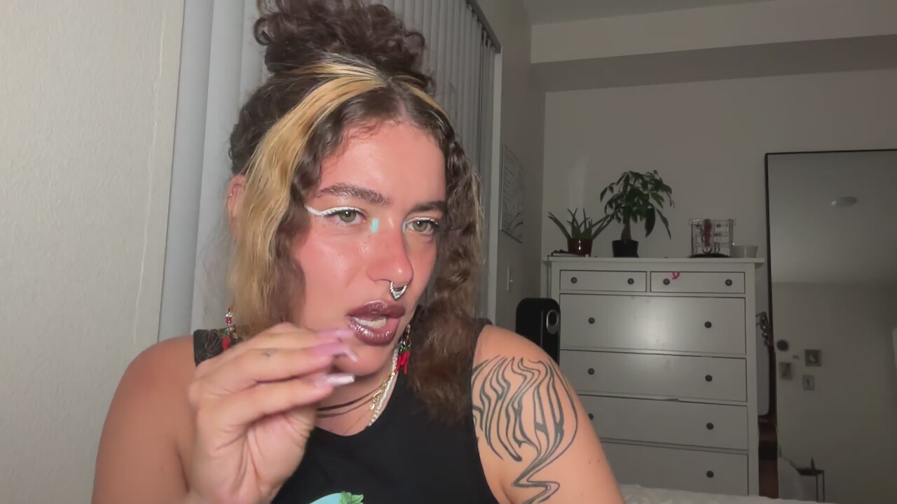 Velvette_Peach