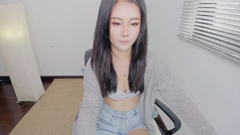 AmberMiss2020's Streamate show and profile