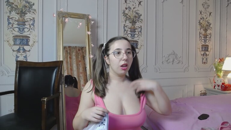 HAZELs's Streamate show and profile