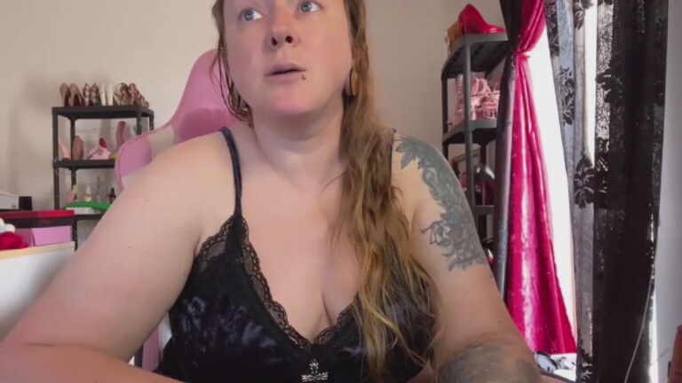 GoddessKisica's Streamate show and profile